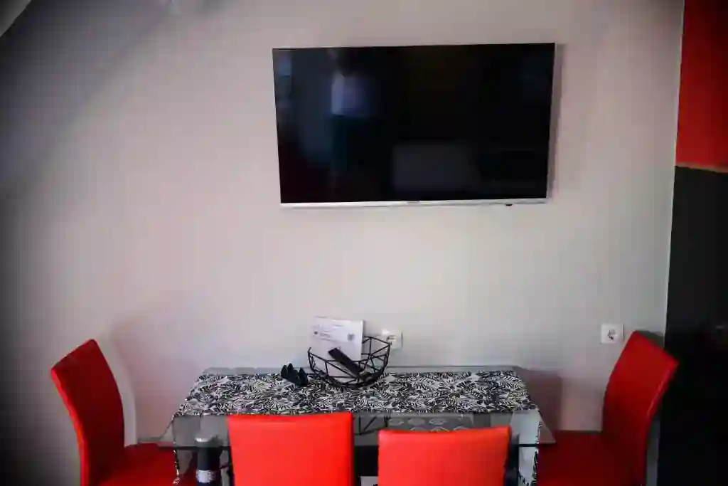 Медиус Парк Апартамент - Image 16