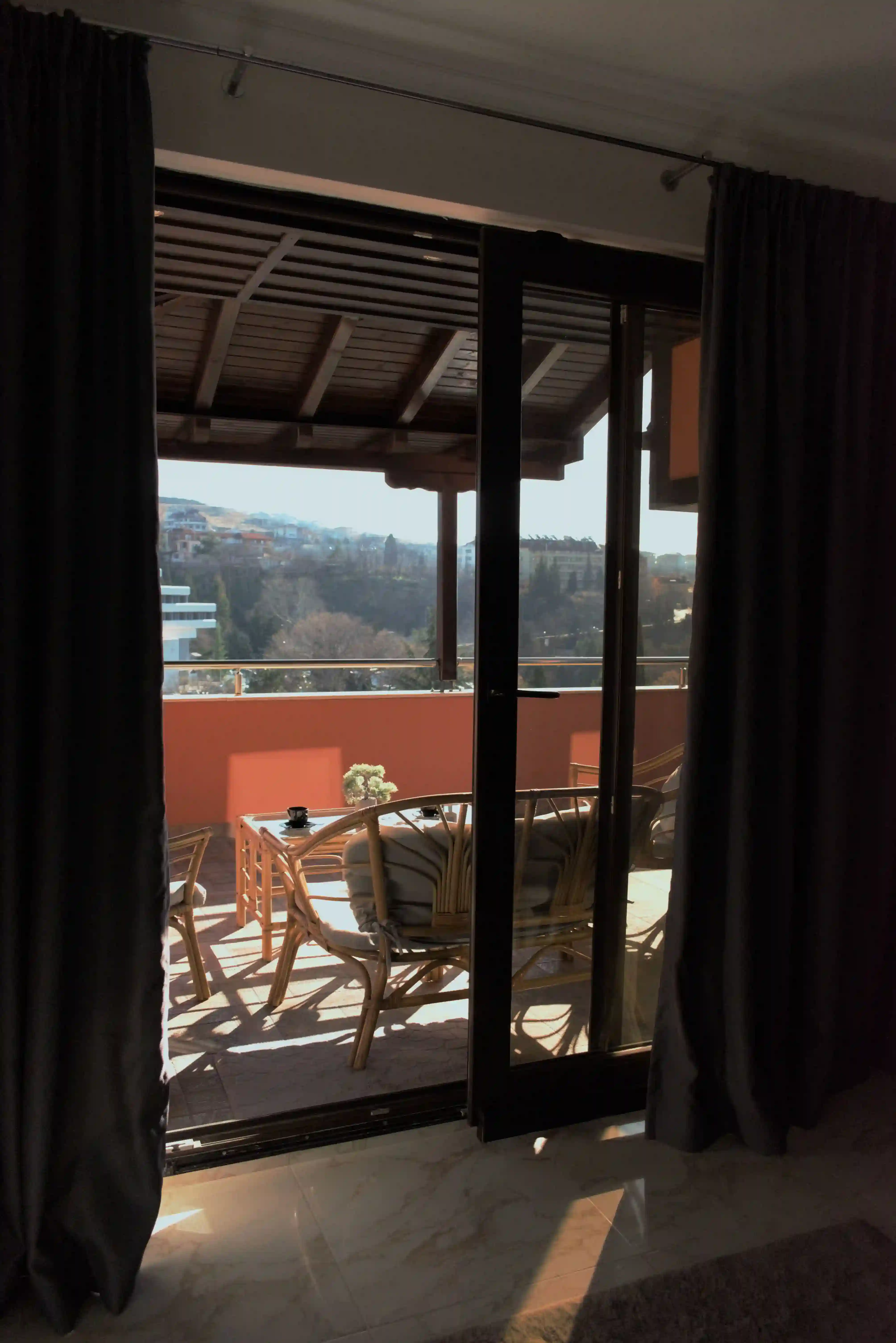 Медиус Парк Апартамент - Image 4